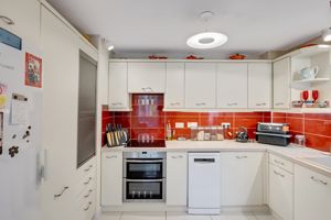 KITCHEN- click for photo gallery